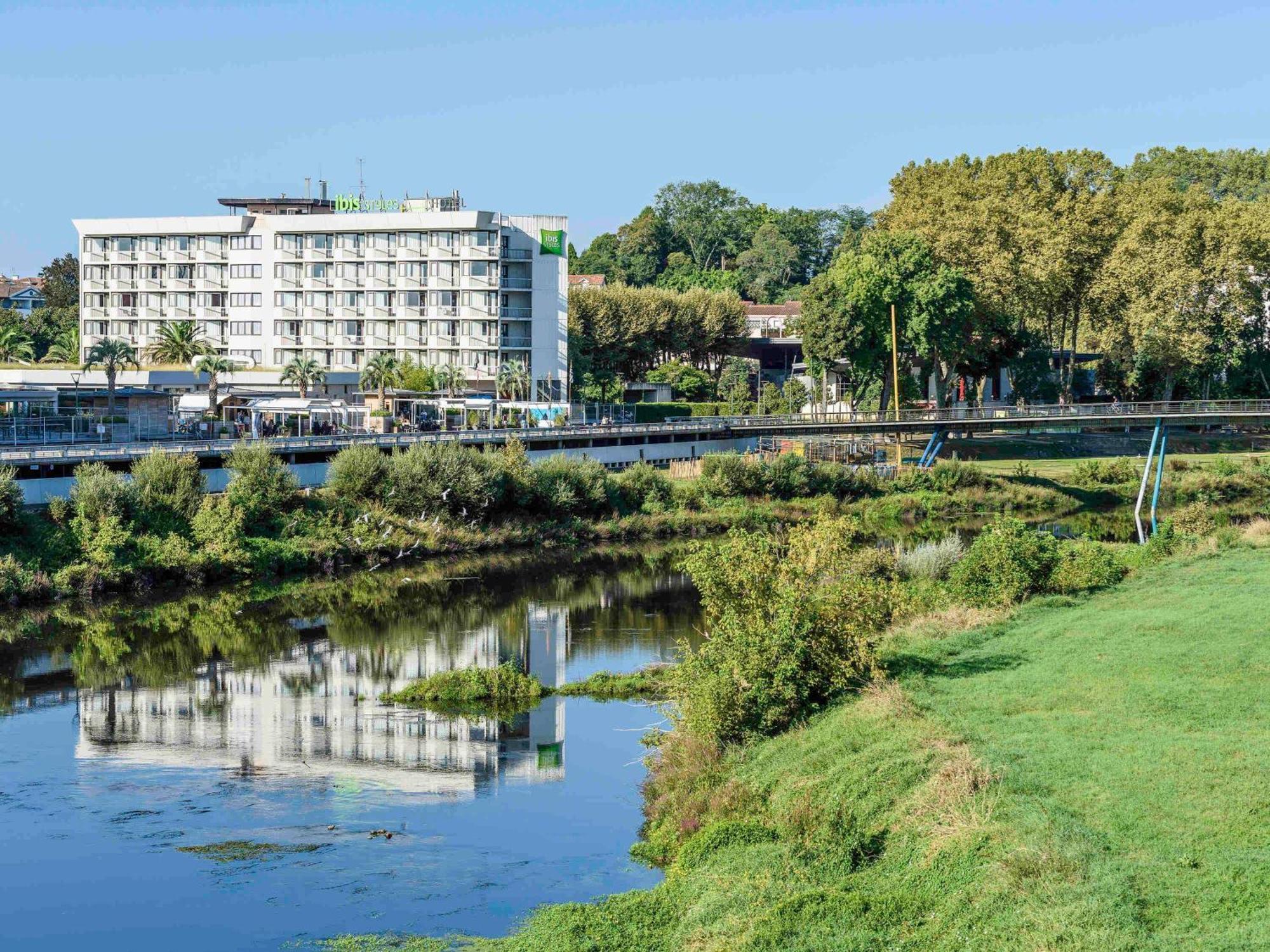 Hotel ibis styles Dax Miradour Exterior foto