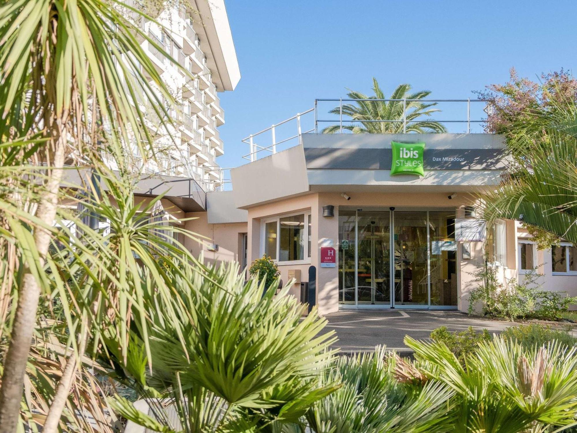 Hotel ibis styles Dax Miradour Exterior foto